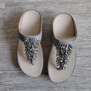 FITFLOP Cha Cha Silver Size 6 Womens Flip Flop Thong Sandals Like New